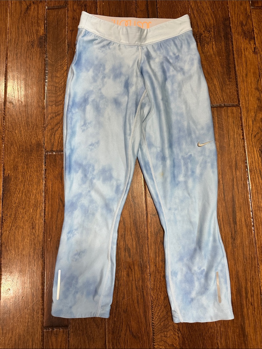 Nike Women’s Blue Tie-Dye Performance Leggings